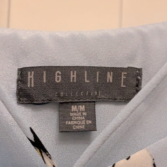 Light Blue Bird Print Flowy Camisole - Picture 2 of 3